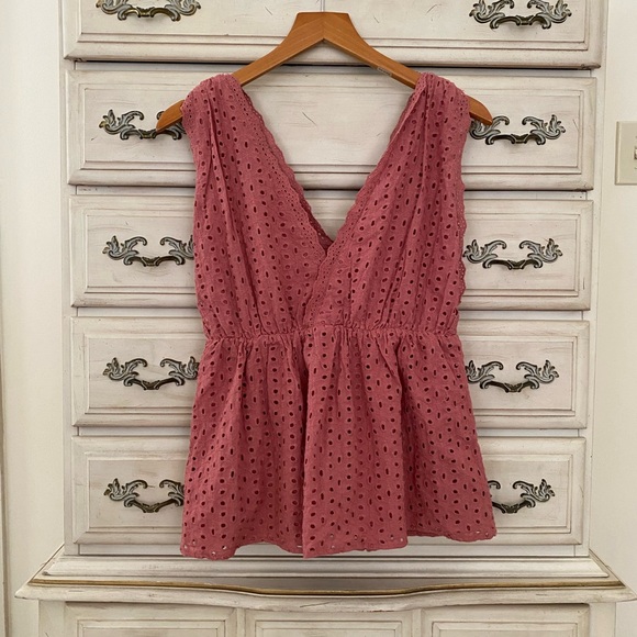 Vici Eyelet Top - Picture 2 of 4